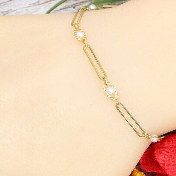 Trendy Bracelet for Girls & Women – Cute, Adjustable & Gift-Ready | MLCRC1638 - Picture 1 of 10